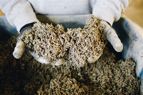 Hempcrete: Duurzaam Bouwmateriaal voor Isolatie en Akoestische Controle!